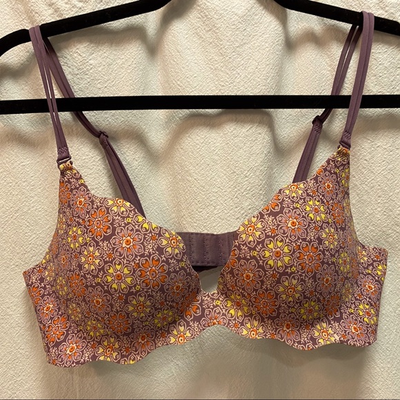 Victoria's Secret Other - ✨2/$15 mix & match✨ VS Embrace Push-Up Bra 34B